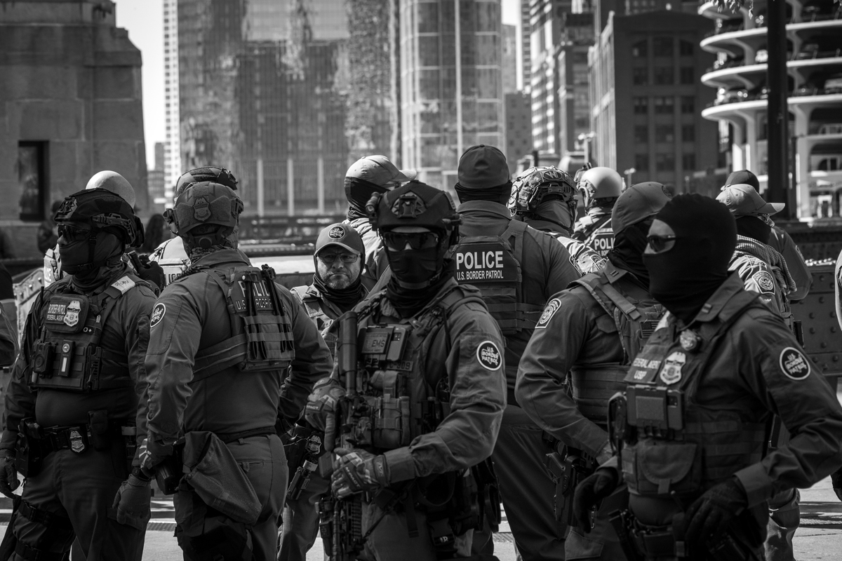 ICE agents occuping downtown Chicago on a Sunday morning